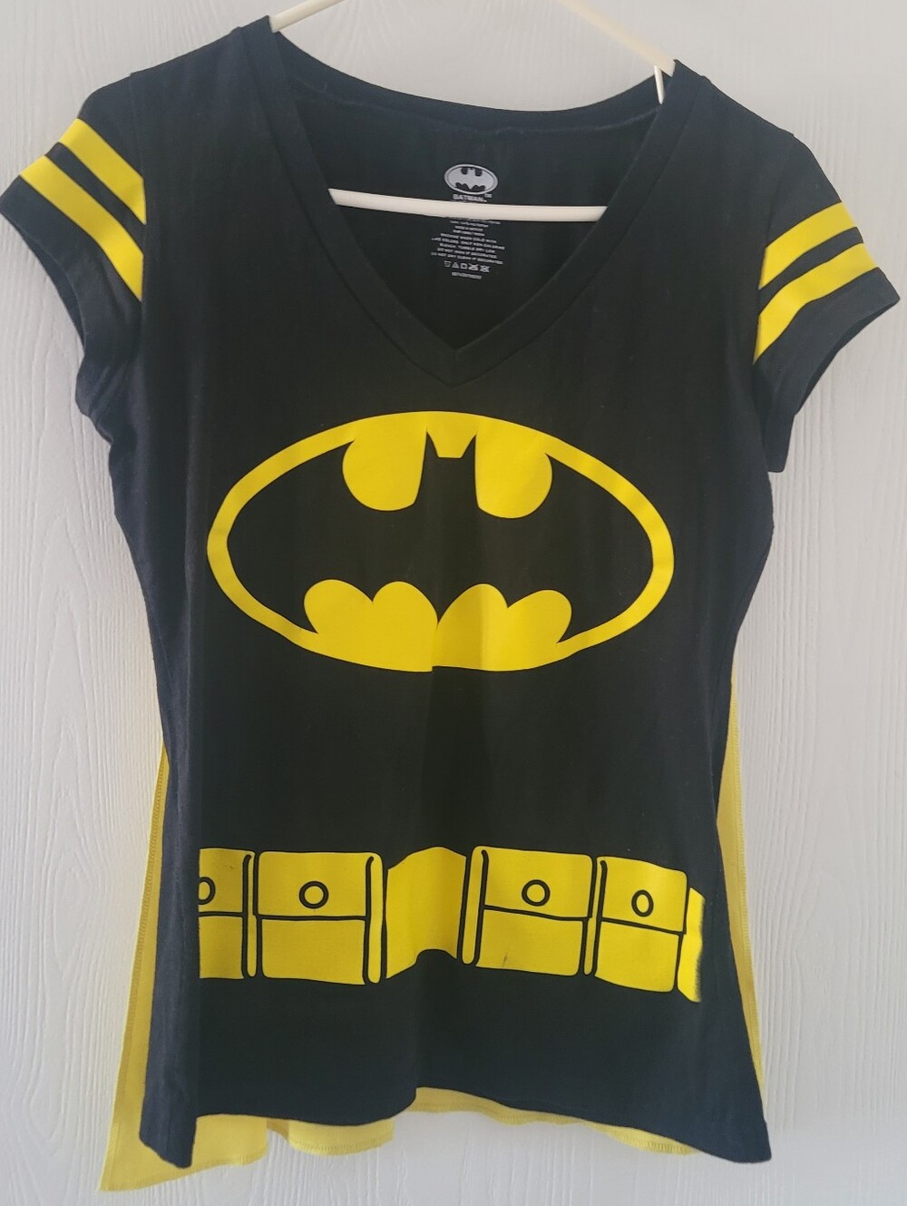 Batman Character Cosplay Costume w/Removable Cape T-Shirt Women's Sz M Halloween